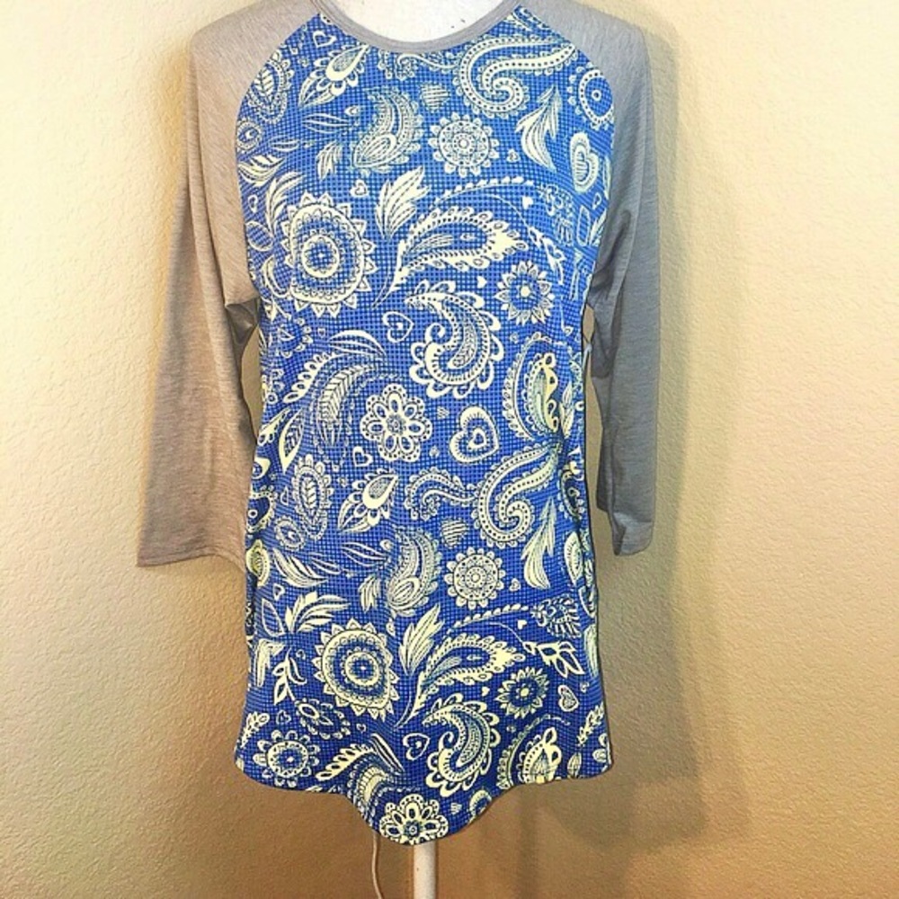 NWT Lularoe Randy style shirt